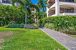 Shores at Waikoloa Unit 313