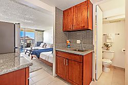 Island Colony 42nd Floor