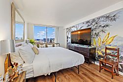 Hawaiian Monarch (PH601)