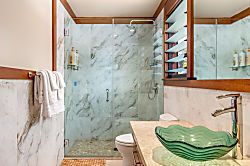 Royal Sea Cliff Unit