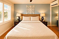 Royal Mauian 605 - Room