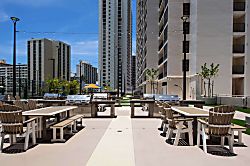 Waikiki Banyan 1007 T2