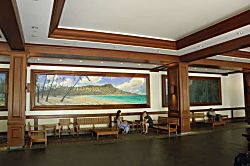 Waikiki Banyan 1007 T2