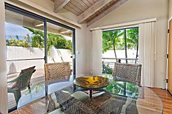 Hale Nani Loa - White Sands Beach Home