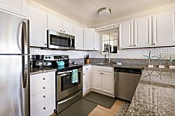 Hale Kai O Kihei Condo with Ocean Views