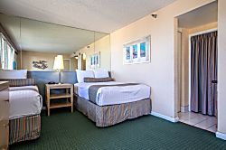 Aqua Aloha Surf Waikiki 1501