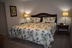 Kiehi Garden Estates Top Floor