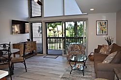 Kiehi Garden Estates Top Floor