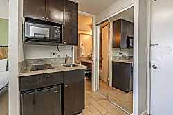 Island Colony 34th Floor