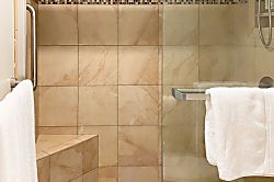 Maui Banyan 1st Floor Corner Unit