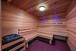 Waikiki Banyan 3612 T1