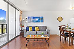 Waikiki Banyan 3612 T1