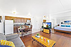 Waikiki Banyan 3612 T1