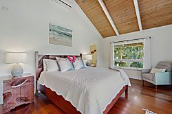 Hale Carly & Lia Lani