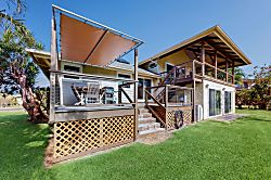 Hale Carly & Lia Lani