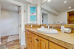 Hale Carly & Lia Lani