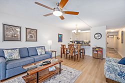 Kamaole Sands 6-303 - Living area
