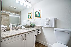 Kamaole Sands 6-303 - Bathroom