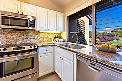 Maui Retreat Ekahi Village 50F