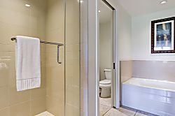 Honua Kai  Konea 642/643