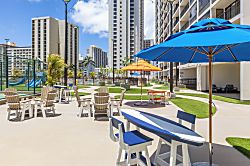 Waikiki Banyan Tower 2 Suite 3704 - Outdoor dining