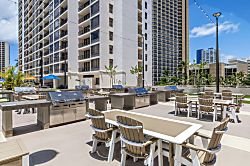 Waikiki Banyan Tower 2 Suite 3704 - Outdoor dining