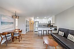 Four Paddle 6th Floor