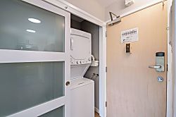 Four Paddle 6th Floor