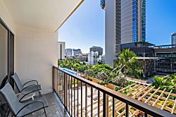 Four Paddle 6th Floor