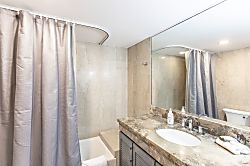 Royal Garden Waikiki Studio 