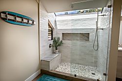 Kahana Outrigger 1B1 