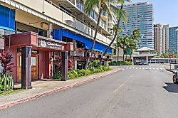 Ilikai Hotel 19th Floor