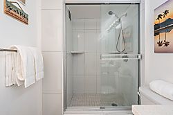 Ilikai Hotel 19th Floor