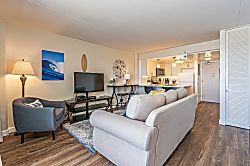 Ilikai Hotel 19th Floor