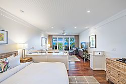 Villa 302: Penthouse Level