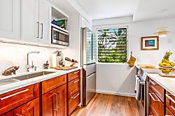 Ohia Cottage: Your Coastal Retreat