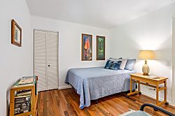 Ohia Cottage: Your Coastal Retreat