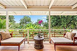 Ohia Cottage: Your Coastal Retreat