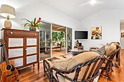 Ohia Cottage: Your Coastal Retreat