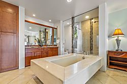 Palms at Wailea 1703