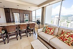 Pacific Monarch #2907