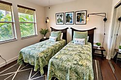 Halii Kai at Waikoloa Beach Resort - Room