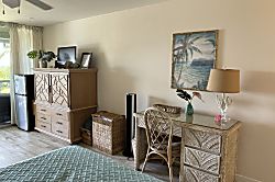 Kona Islander Inn Condo