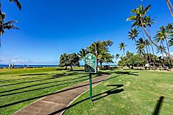 Island Surf Resort Ocean View Condo Kihei