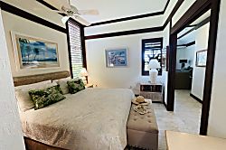 Kiahuna Plantation #30 (building 7)