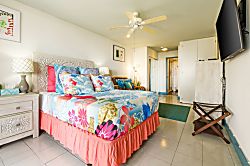 Kona Pacific Condo #E632
