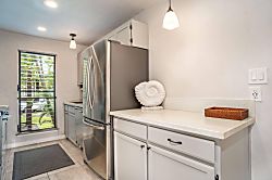 Maui Hill 99, great location with garden views!