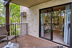 Maui Hill 99, great location with garden views!