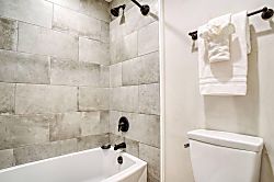 Maui Hill 99, great location with garden views!