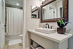 Maui Hill 99, great location with garden views!